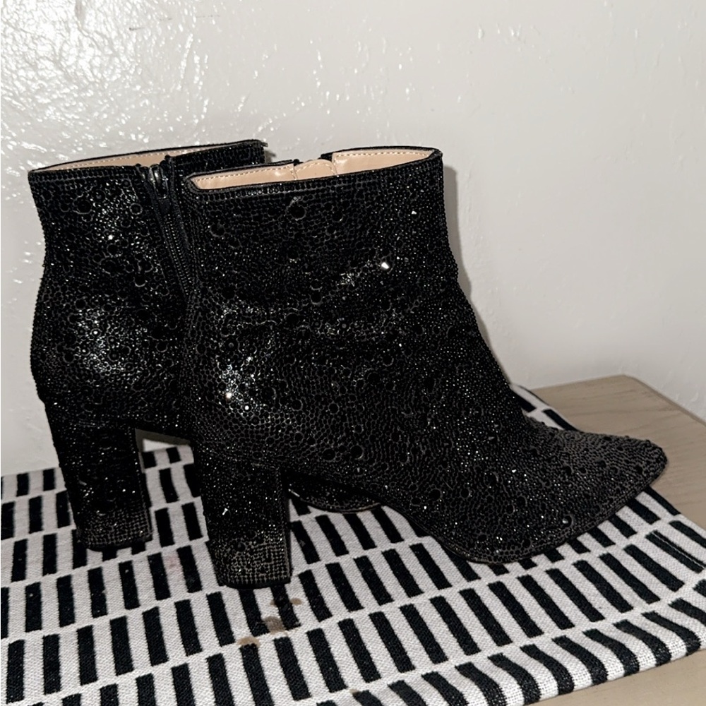 Betsey Johnson Women's Cady Ankle Boot
